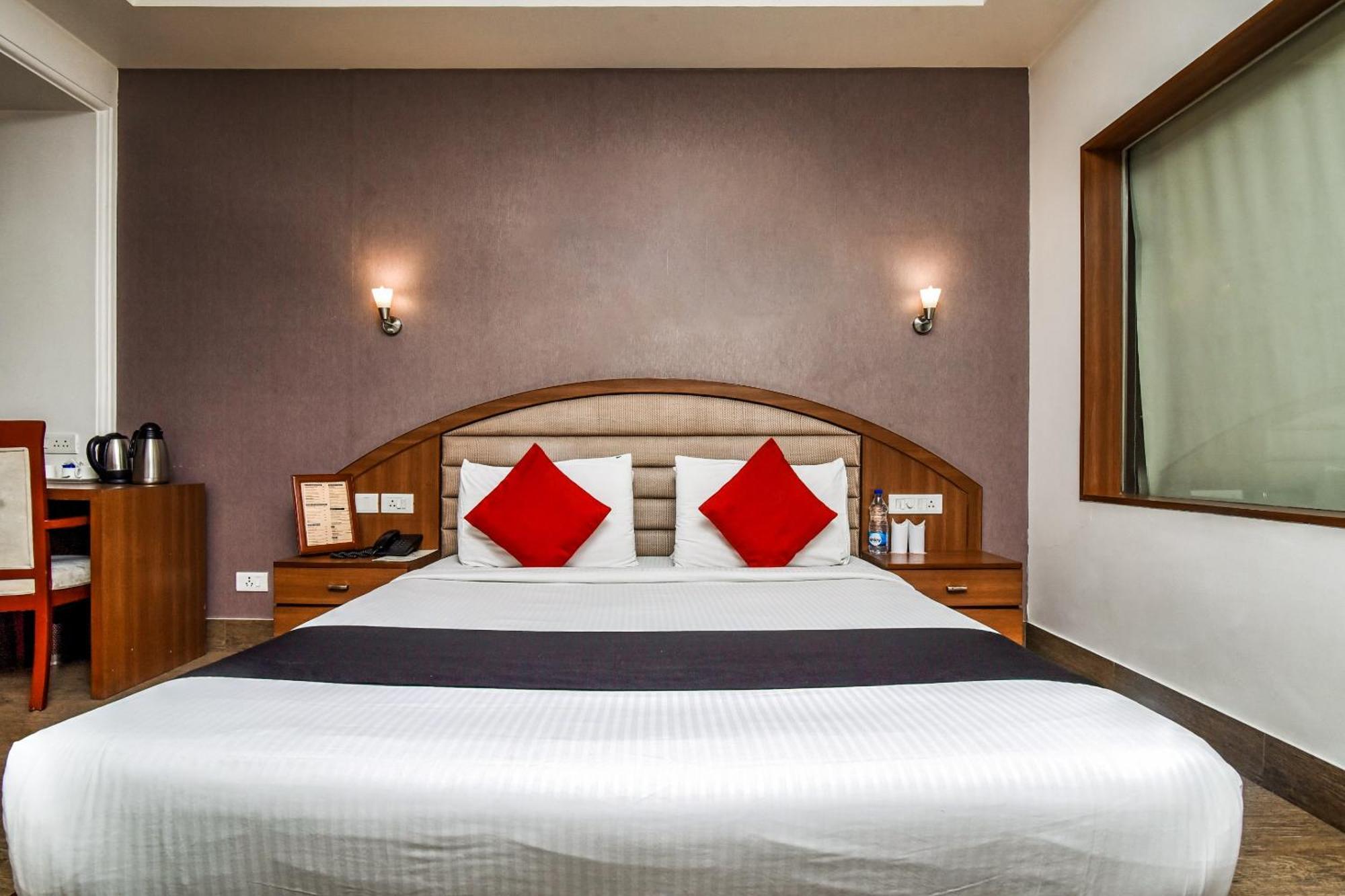 Hotel Msk Residency Нью-Дели Экстерьер фото